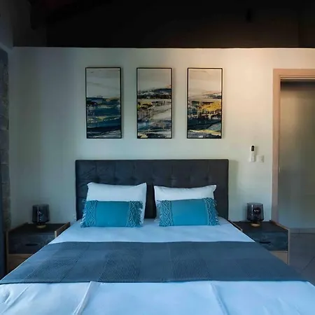 Modern Loft @ Kalogria Beach Daire